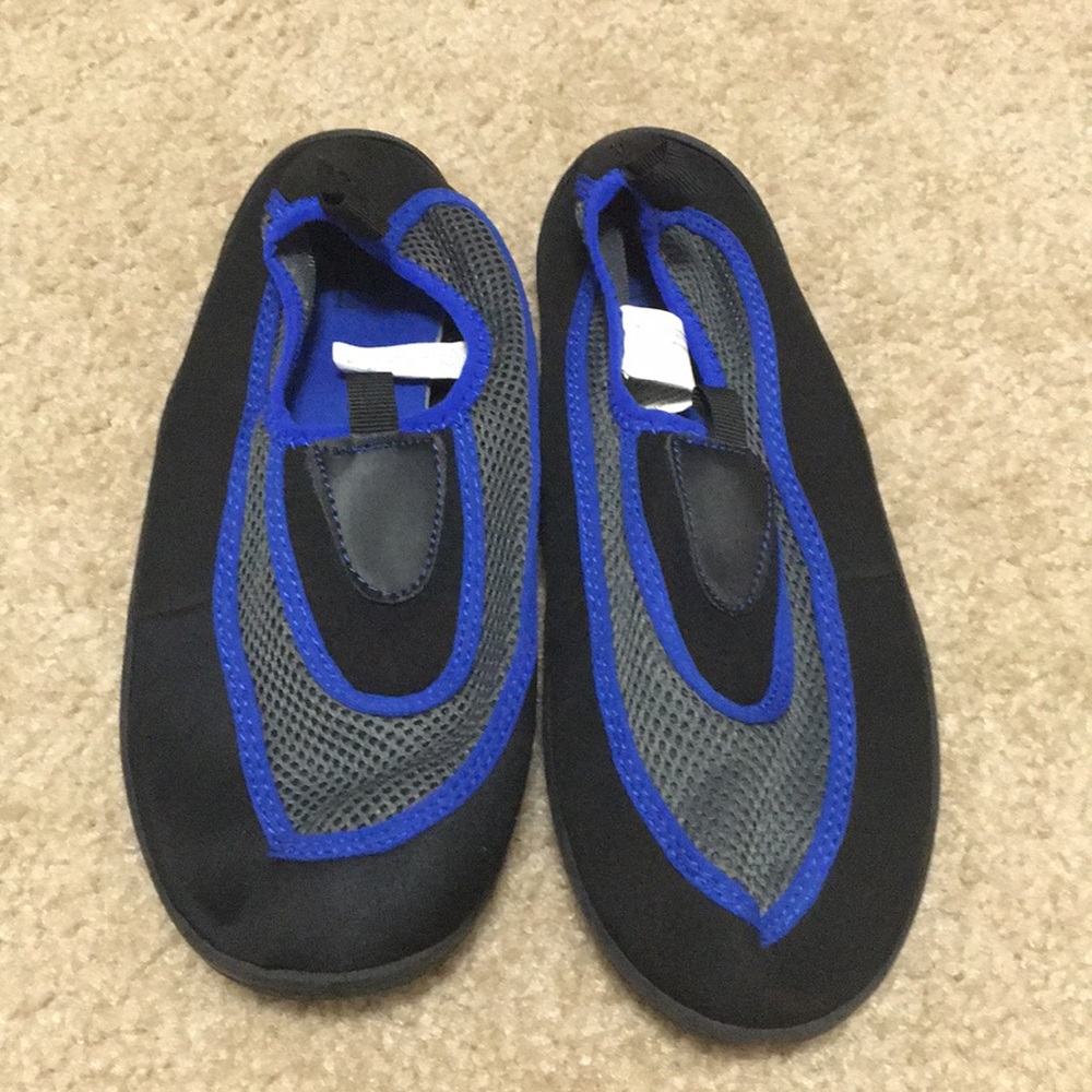 OP Blue and Black Water Shoes Size Men’s 8/9